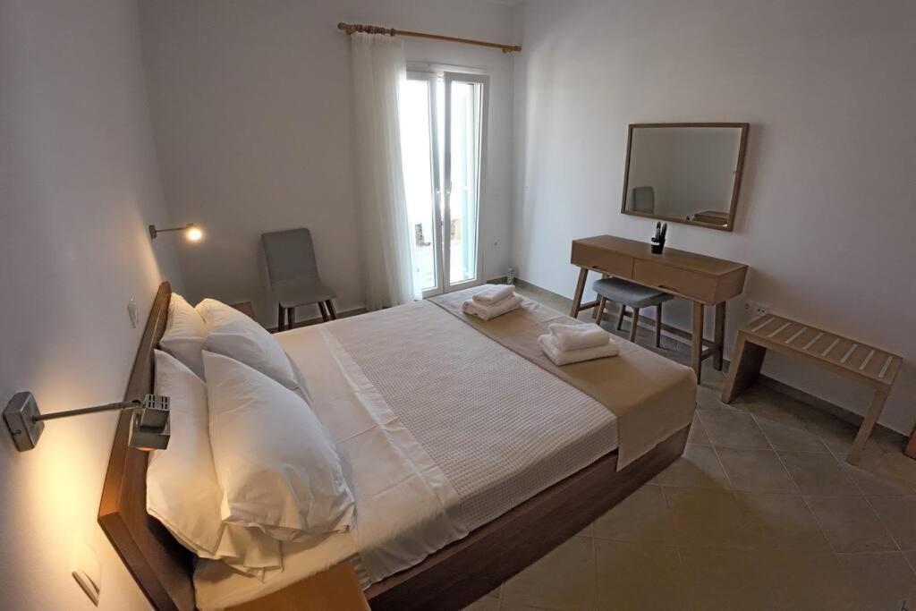 1Path Wave Mykonos Super Paradise Beach House Mykonos Town Bagian luar foto